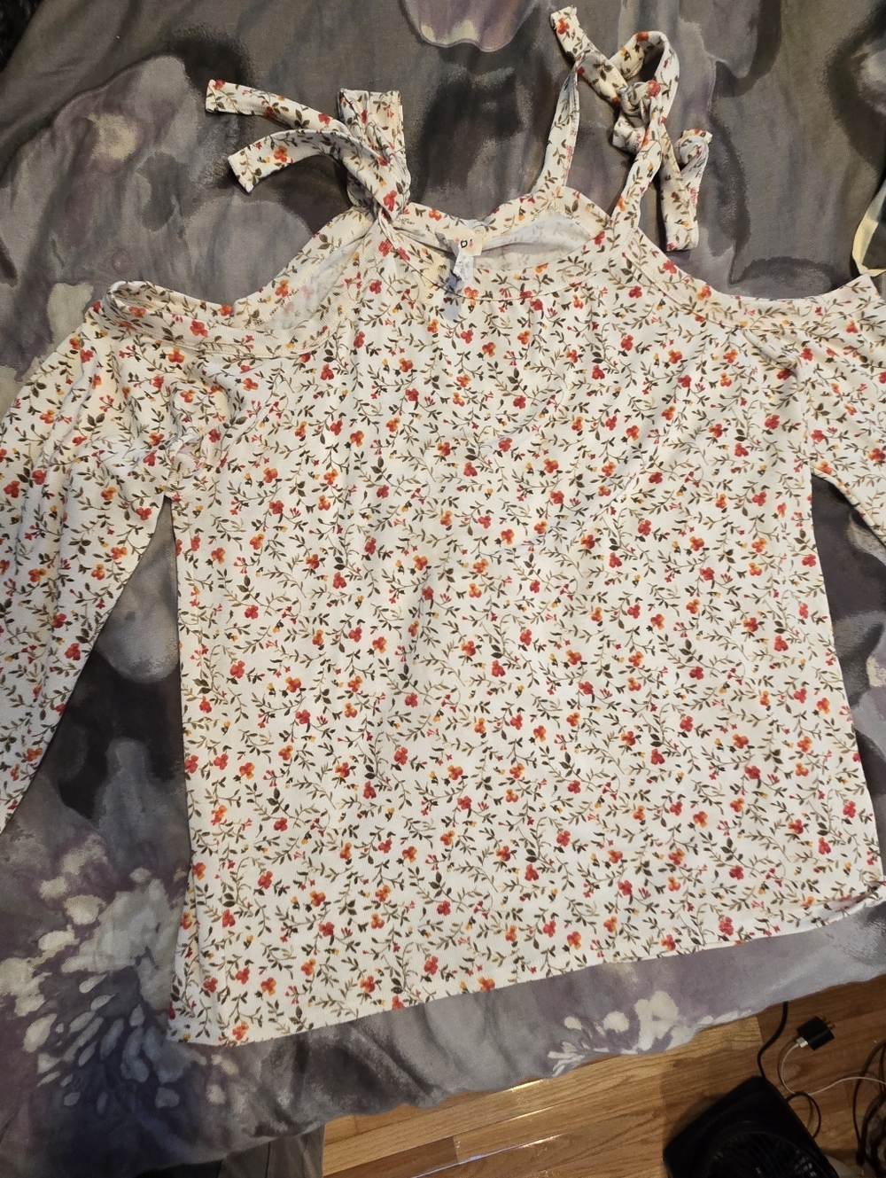 BiBi Cream Floral Scoop Neck Tee with Pink and Orange Blooms
